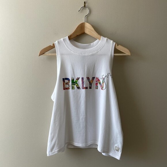 Vuori Tops - Vuori | Brooklyn Energy Top - Size M - NWT